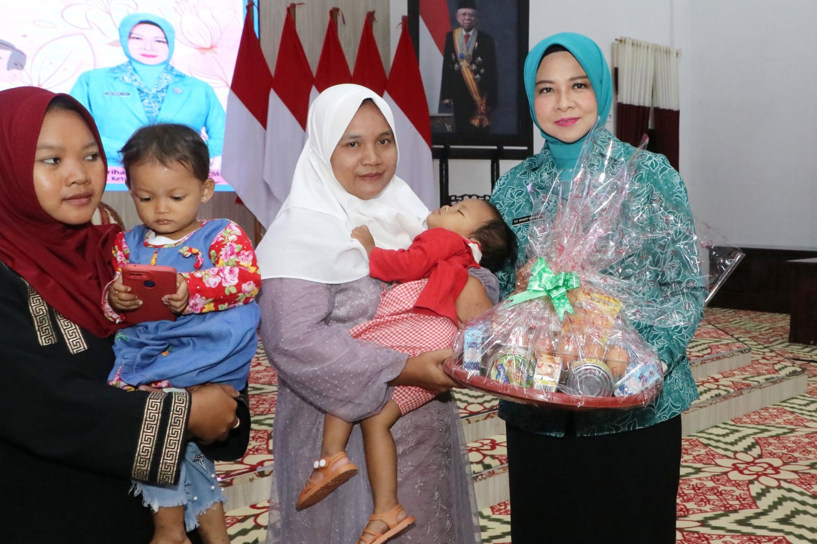 Kolaborasi TP PKK Kalbar bersama DP3A dan Dinas Ketahanan Pangan Lakukan Aksi Nyata Gota Stunting