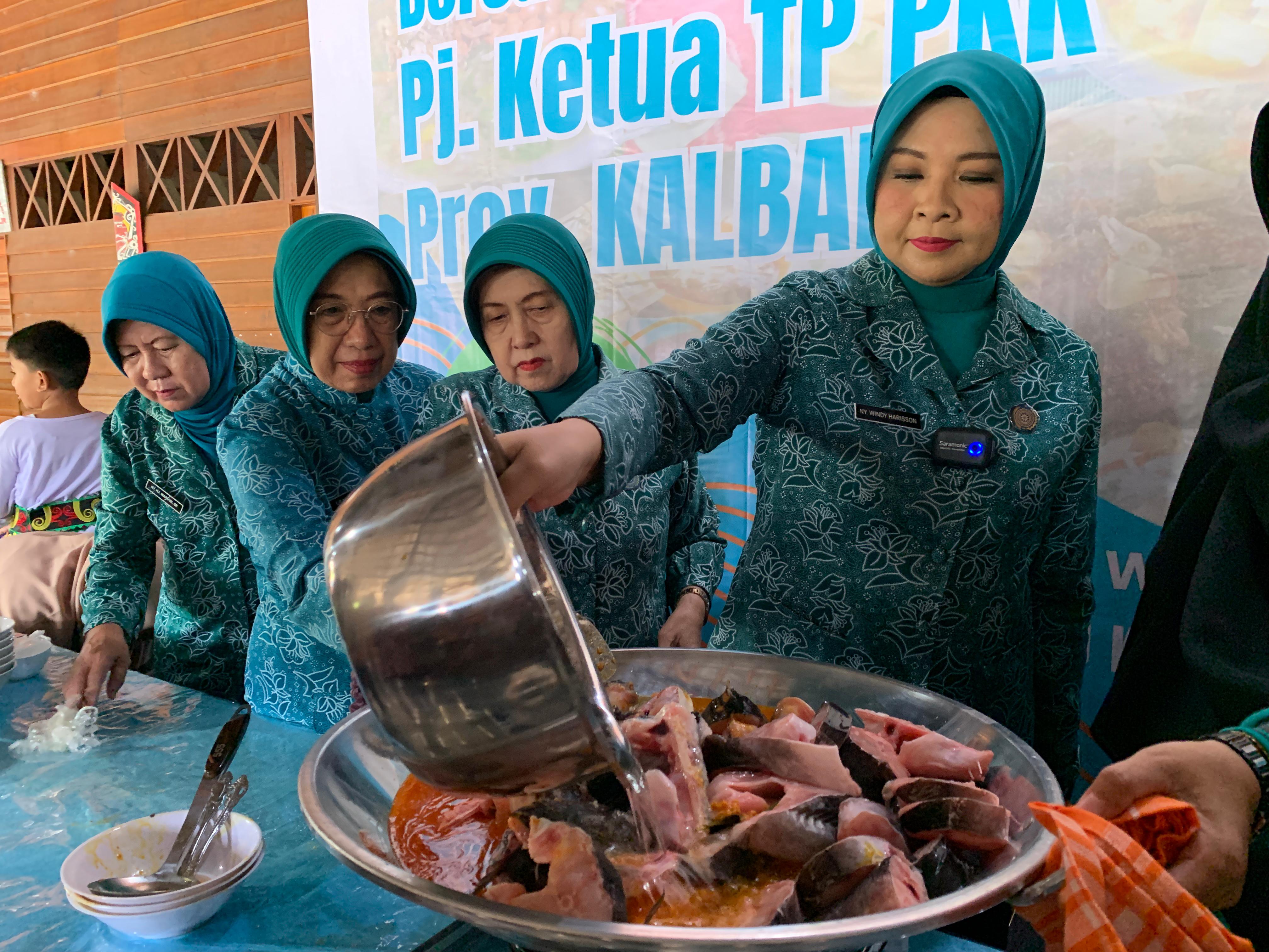 Windy Harisson Kampanyekan Gemarikan di Sekadau: Gencarkan Upaya Penurunan Stunting Secara TSM