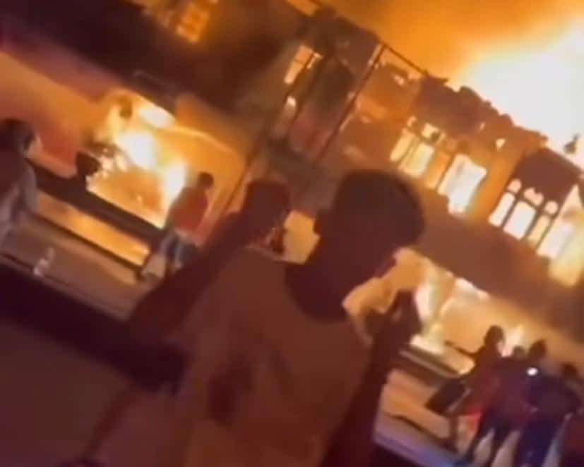 Viral Remaja Asik Joget di Tengah Kebakaran Pasar Sambas, Berujung Minta Maaf