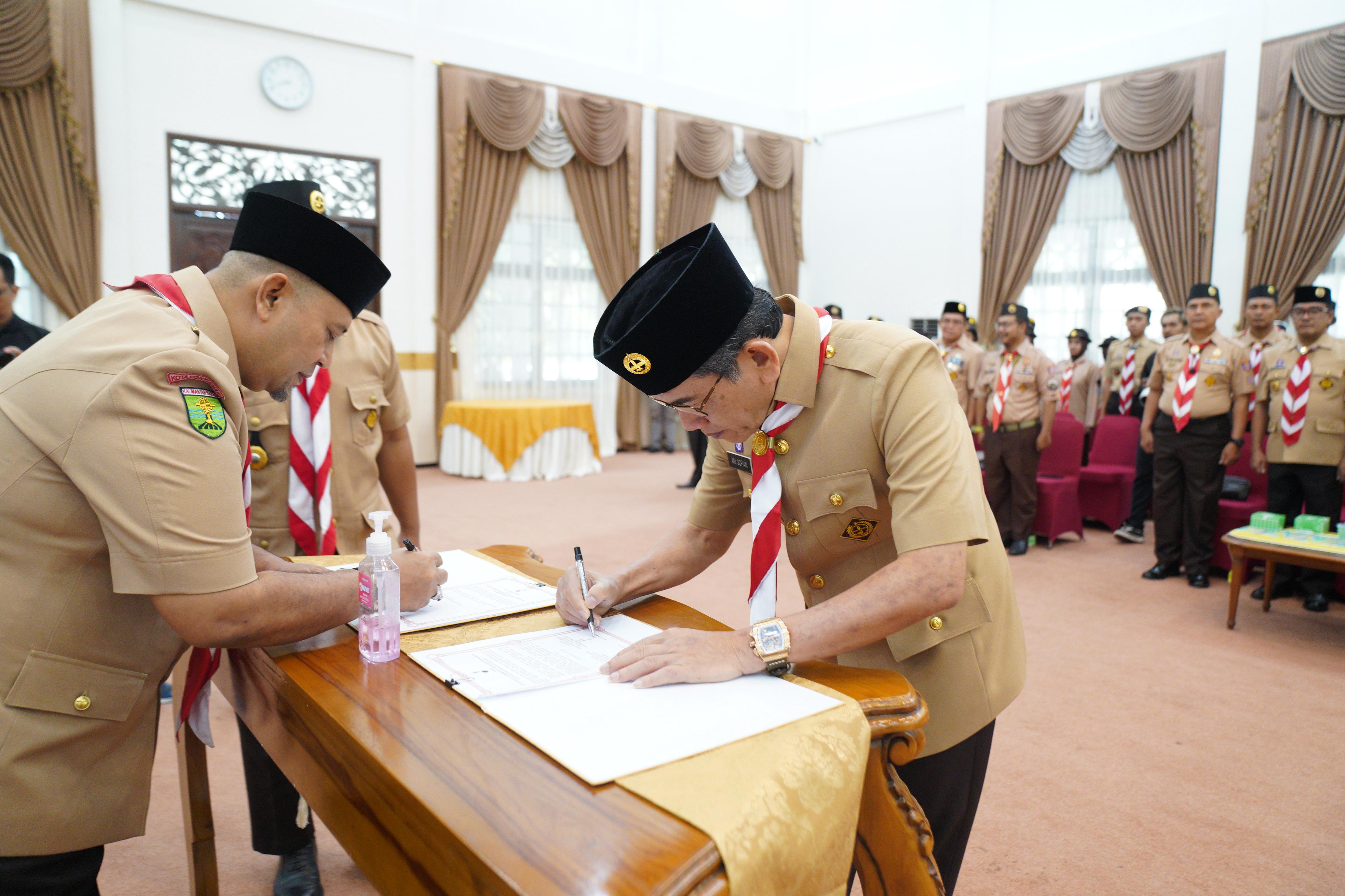 Ani Sofian Dilantik Jadi Pj Ketua Mabicab Pramuka Kota Pontianak