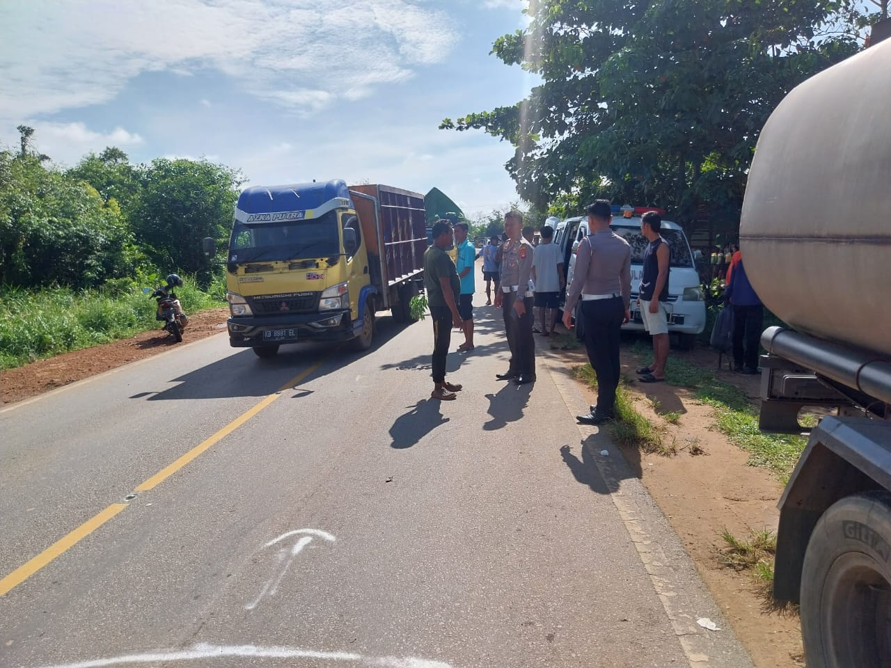 Laka Lantas di Jalan Trans Kalimantan, Satu Pengendara Motor Tewas