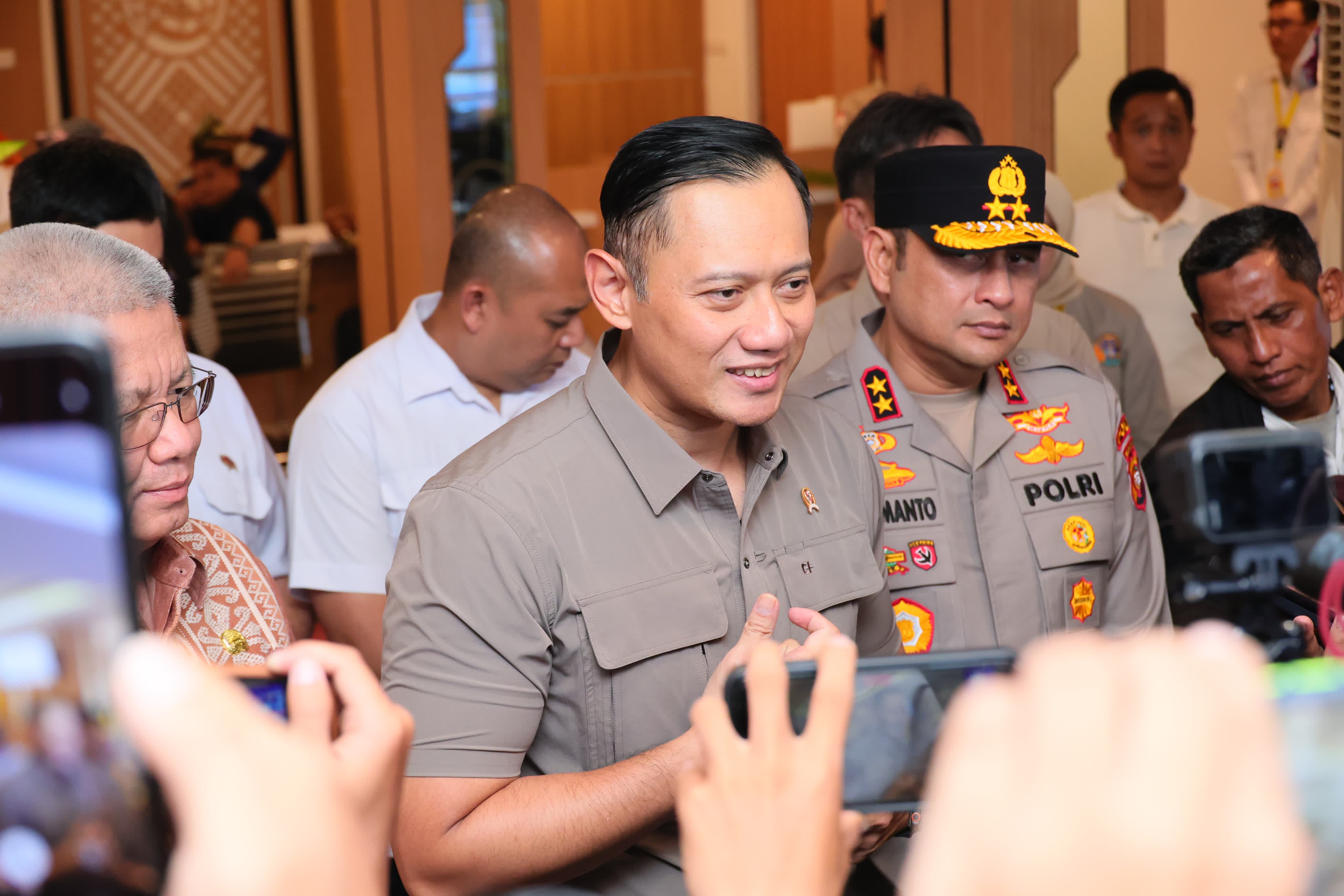 Menteri AHY di Kantah Kota Pontianak: Sertifikat Tingkatkan Nilai Ekonomi Tanah