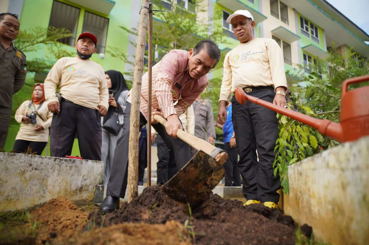 Pemkot Pontianak Luncurkan Aplikasi Digital Jasa Angkutan Sampah