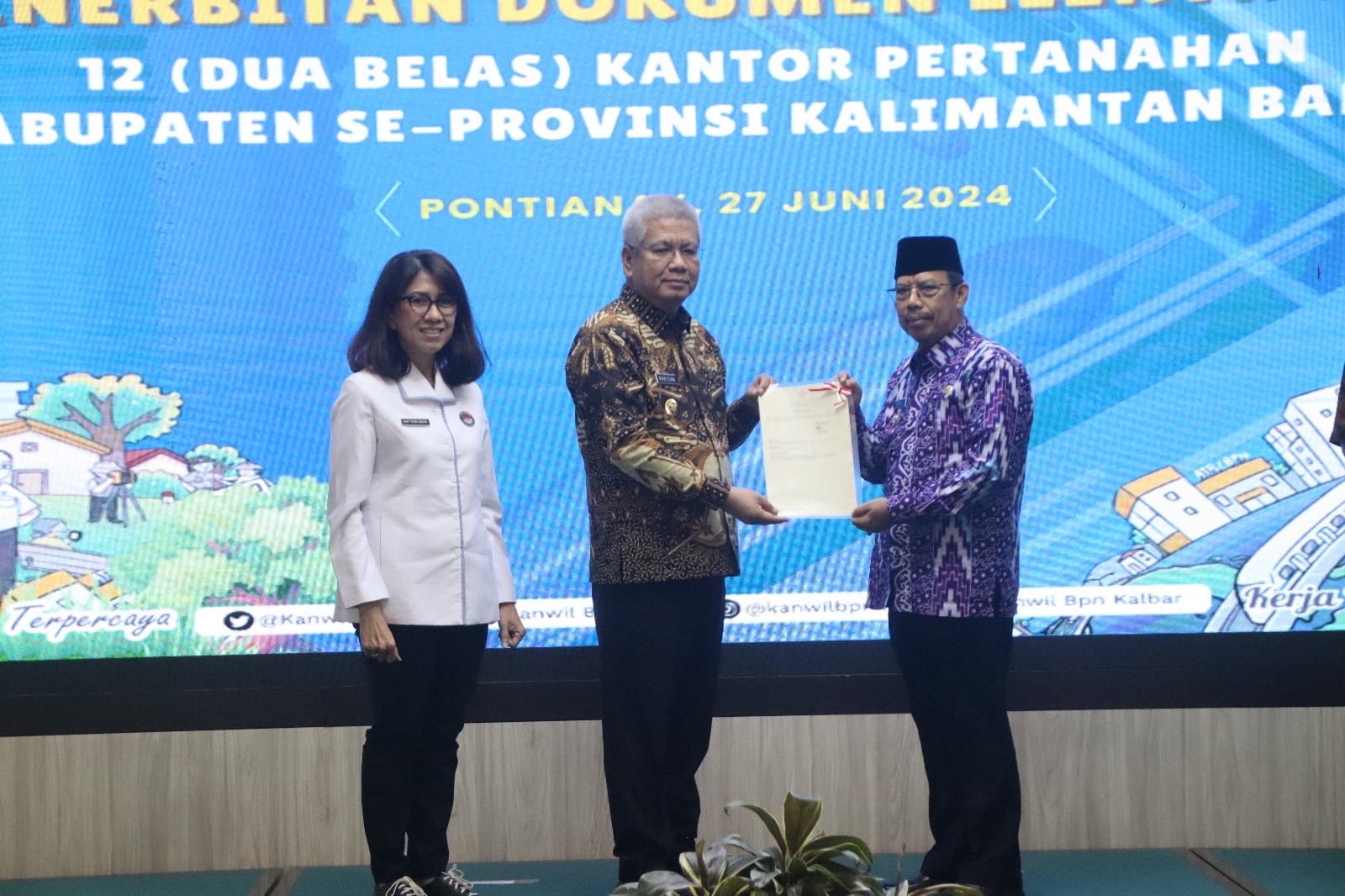 Pj Gubernur Harisson Apresiasi Kemudahan Masyarakat Akses Dokumen Pertanahan Secara Elektronik