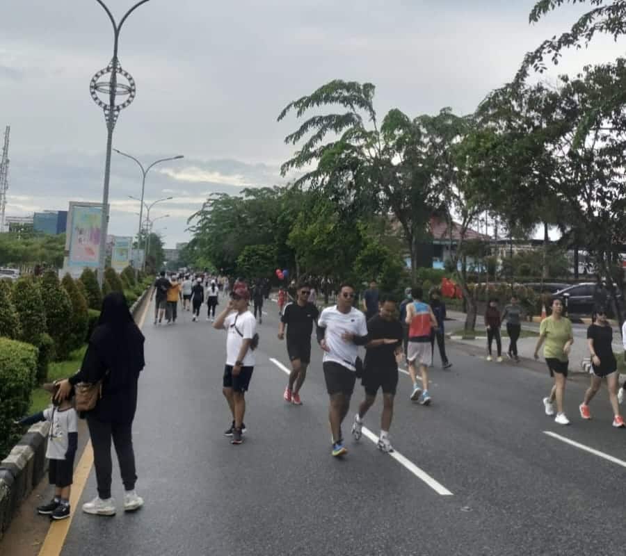 CFD Mulai Dibuka, Warga Antusias Berolahraga