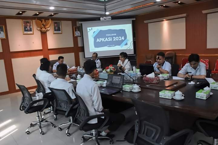 Heryandi Pimpin Rapat Persiapan Ketapang Ikut Pameran Apkasi Tahun 2024
