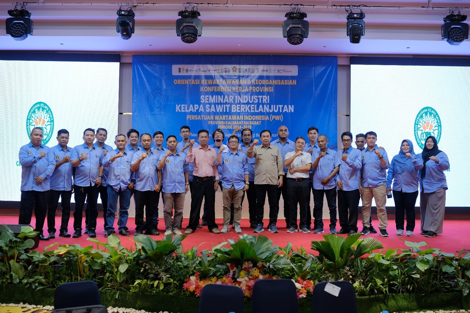 PWI Gelar Seminar Kelapa Sawit Berkelanjutan bersama Gapki Kalbar