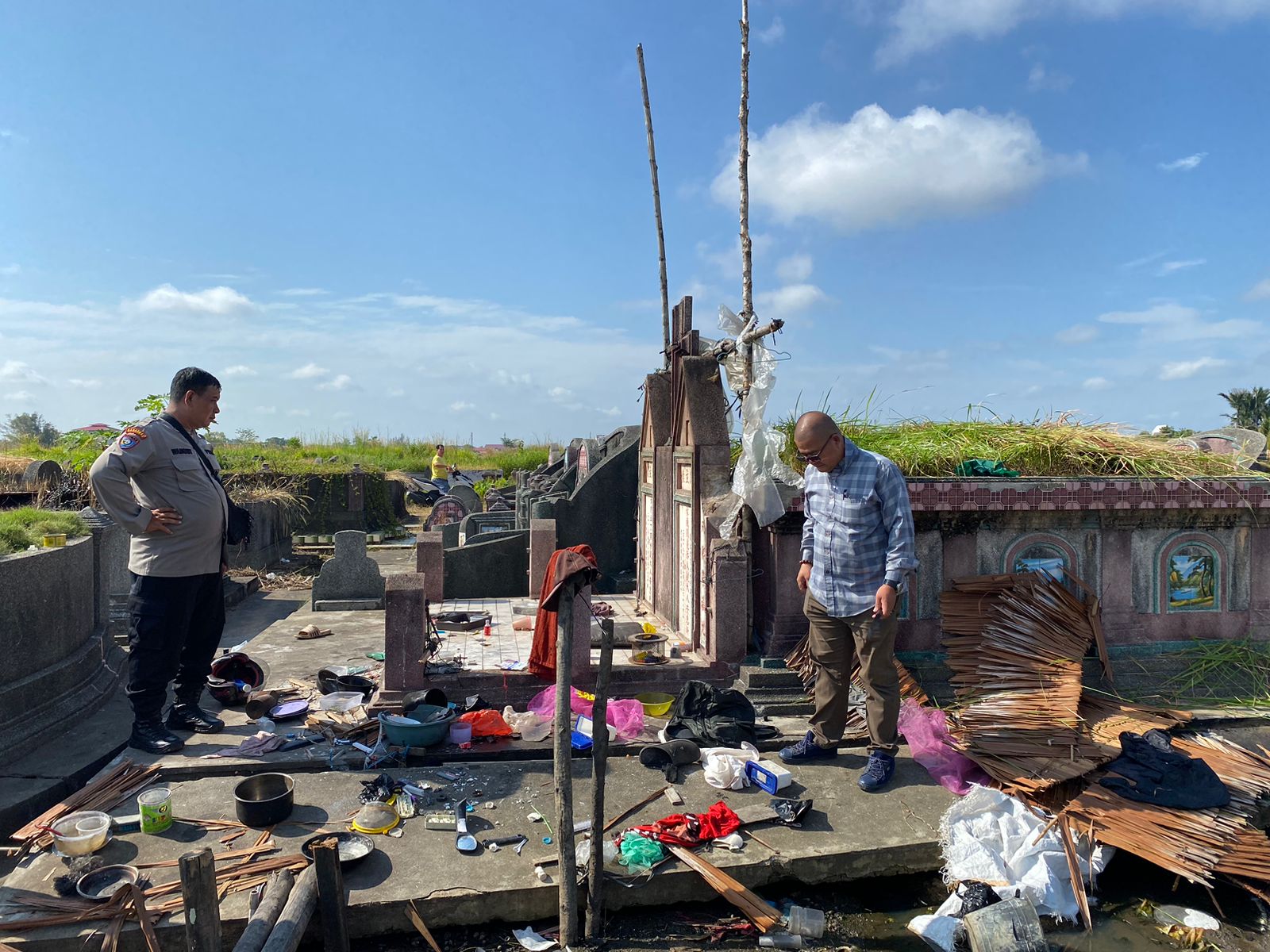 Perusakan Makam Tionghoa di Kubu Raya, Pelaku Bikin Gubuk di Sekitar TKP