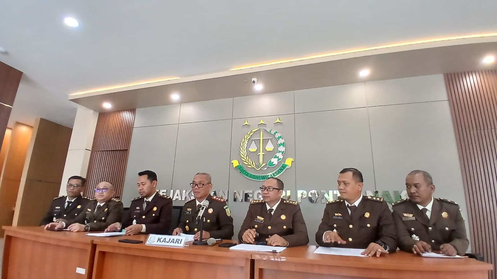 Kejari Pontianak Tetapkan 2 Tersangka Korupsi Proyek Jaringan Serat Optik Kantor Gubernur Kalbar Senilai Rp 6 M