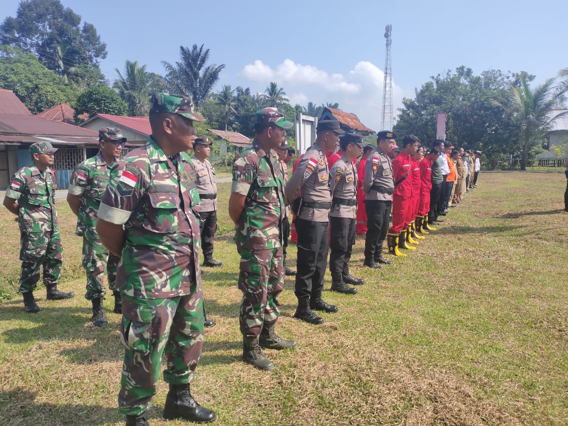 Antisipasi Karhutla, Polsek Embaloh Hulu Gelar Apel Gabungan