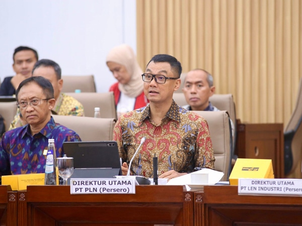 PLN Ajukan 3 Triliun PMN 2025 Untuk Bangun Kelistrikan Daerah Terpencil