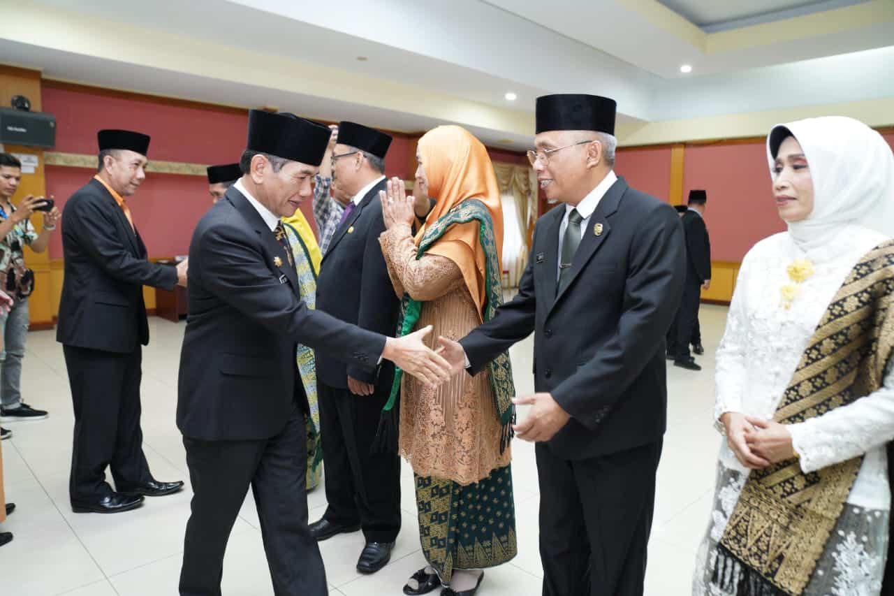 Pj Wali Kota Lantik Sekda dan Pejabat Eselon Dua di Lingkup Pemkot Pontianak