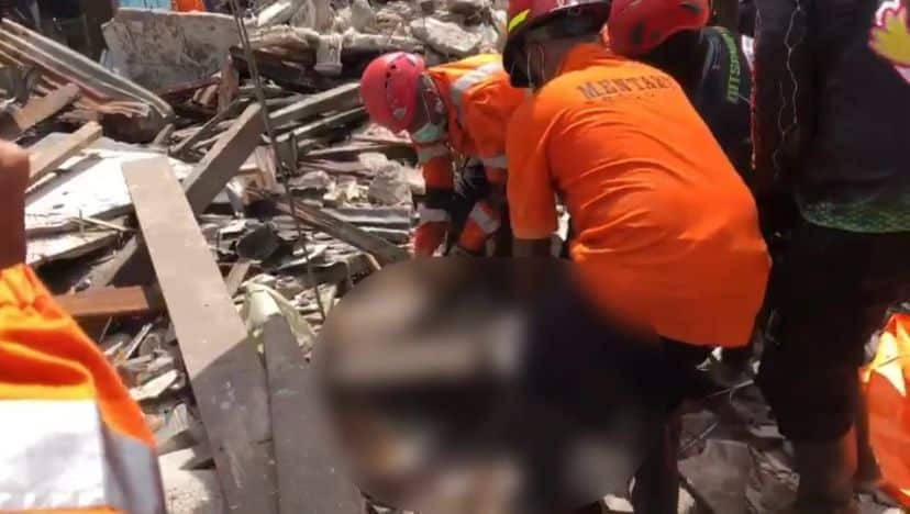 Pekerja Tertimbun Reruntuhan Ruko di Pontianak Ditemukan Meninggal Dunia