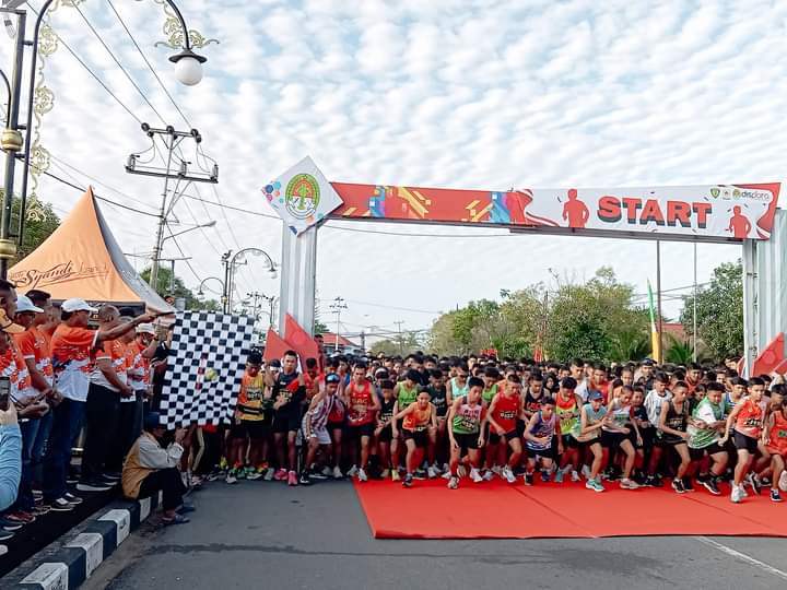 Ribuan Peserta Ikuti Ketapang Fun Run 2K dan 5K