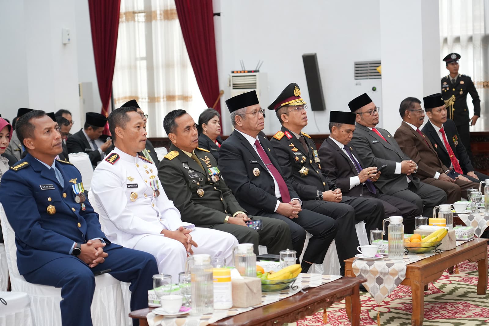 Pj Gubernur bersama Forkopimda Kalbar Saksikan Sidang Tahunan Pidato Kepresidenan 2024