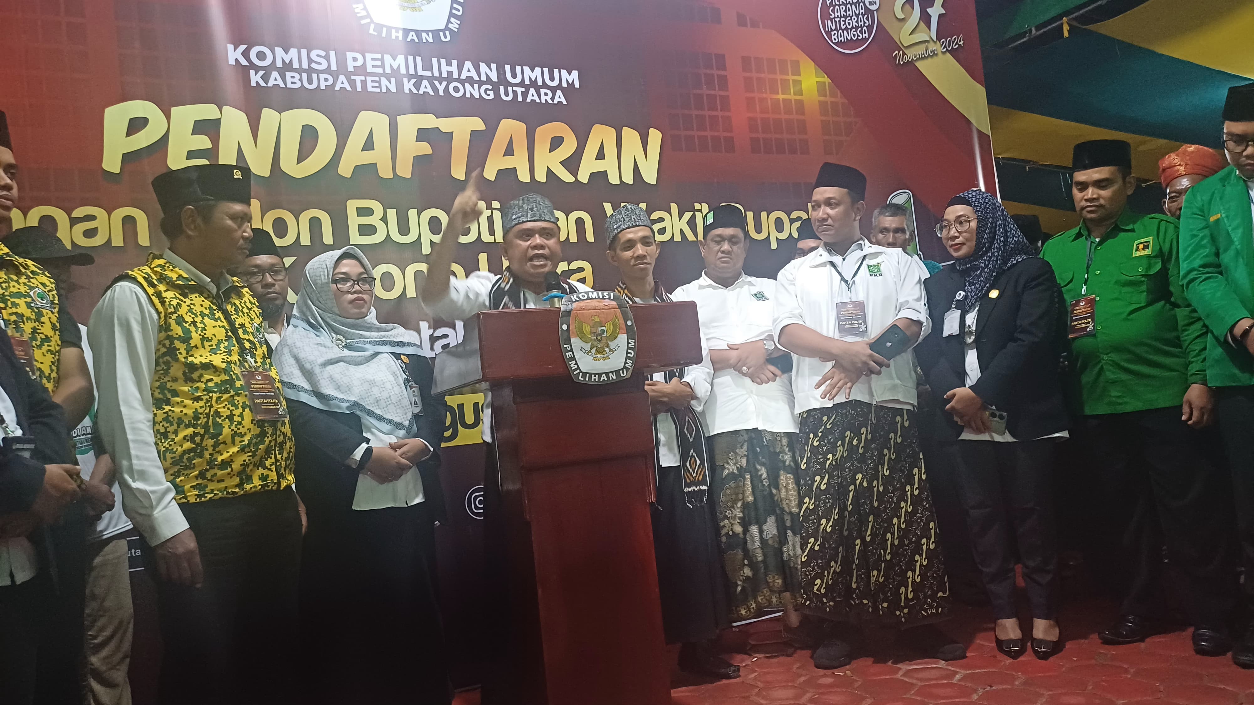 Pasangan Effendi-Sartono Resmi Daftar ke KPU: Style Kepemimpinan Baru Untuk Kayong Utara Berbenah