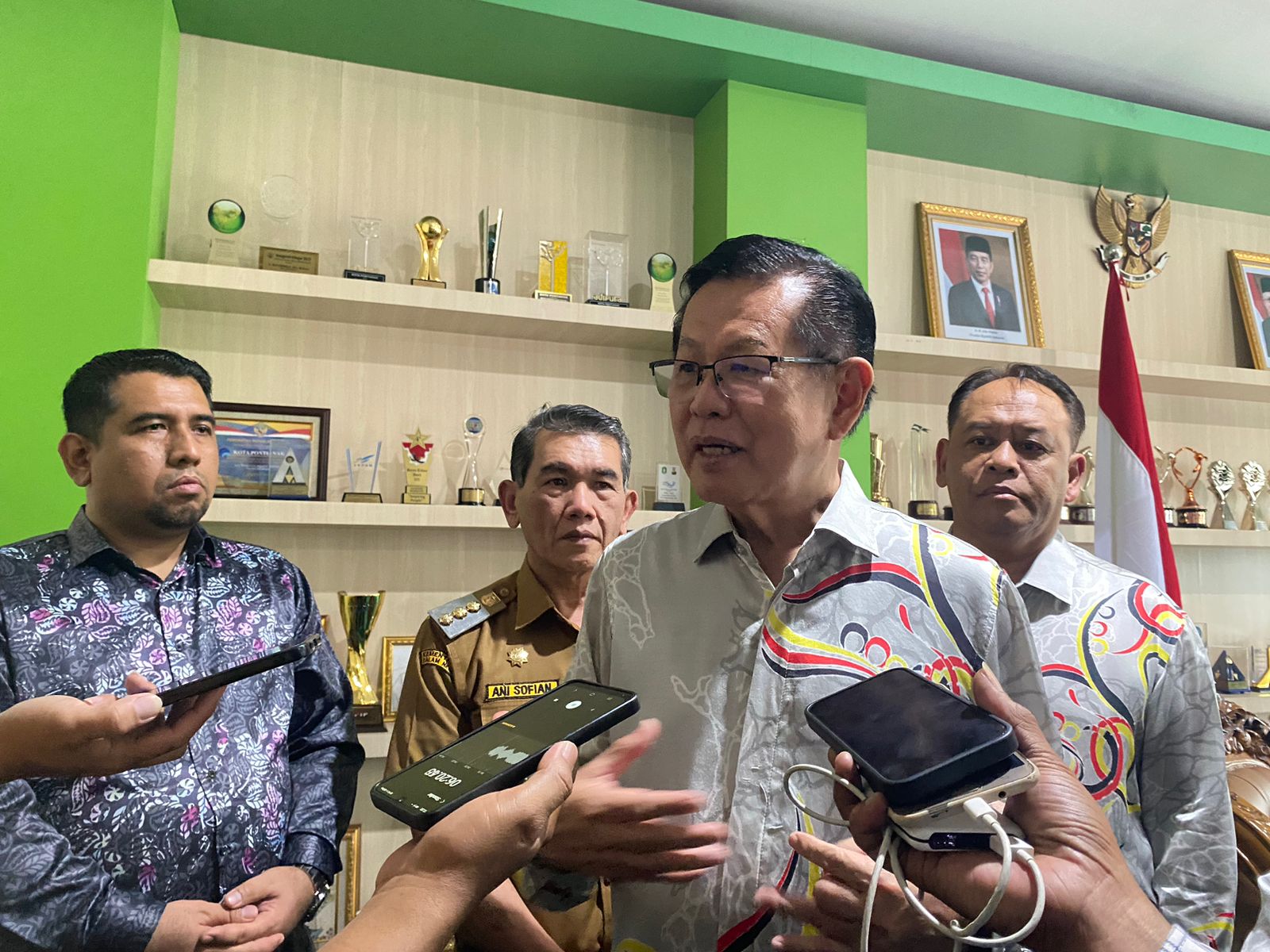 Menteri Perhubungan Sarawak Minta Status Bandara Supadio Kembali Jadi Internasional