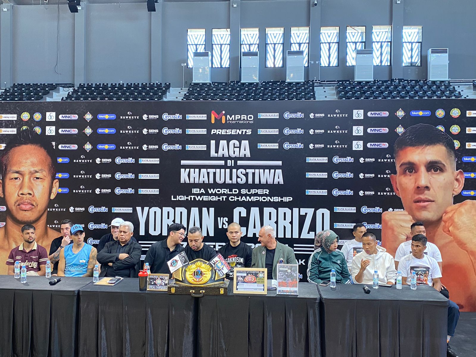 Kembali Naik Ring, Daud Yordan Siap Hadapi Petinju Argentina Rebut Gelar IBA WSL di Pontianak