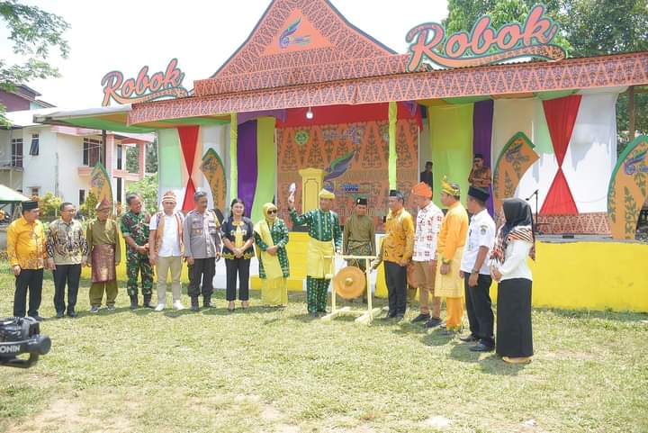Wabup Farhan Hadiri Robo-Robo di Desa Sukaramai