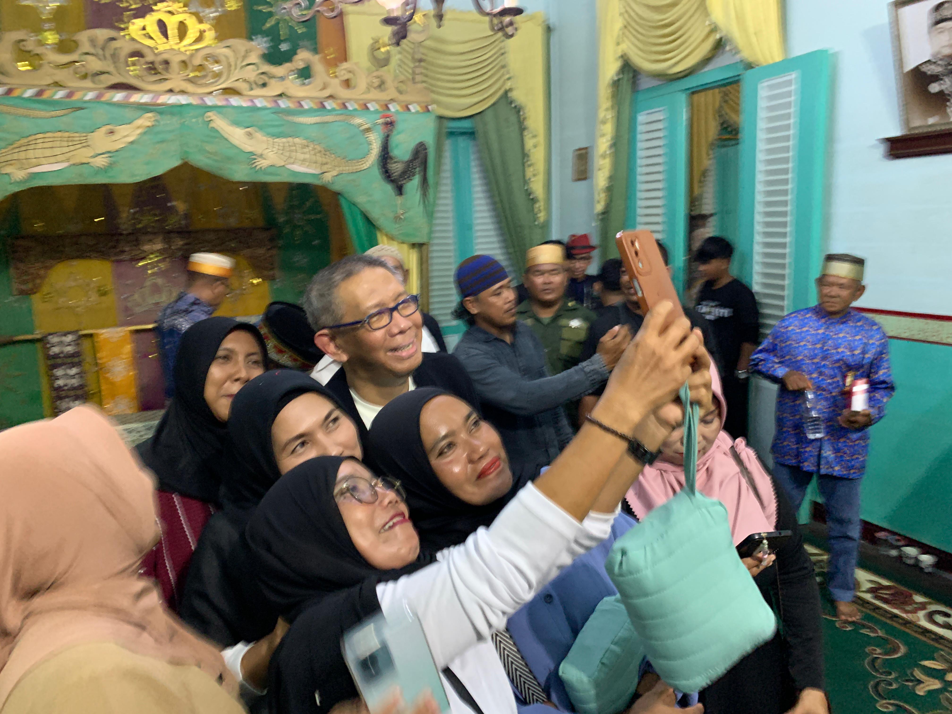 Sutarmidji Janji Kawal Peningkatan Cakupan Air Bersih di Mempawah