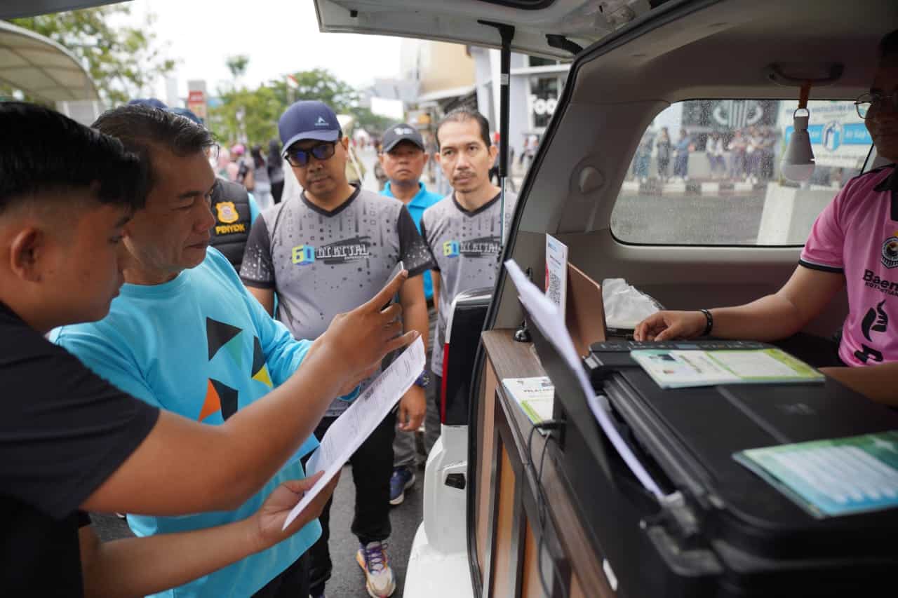 Pelayanan Jemput Bola di CFD Pontianak, Permudah Warga Bayar Pajak di Hari Libur