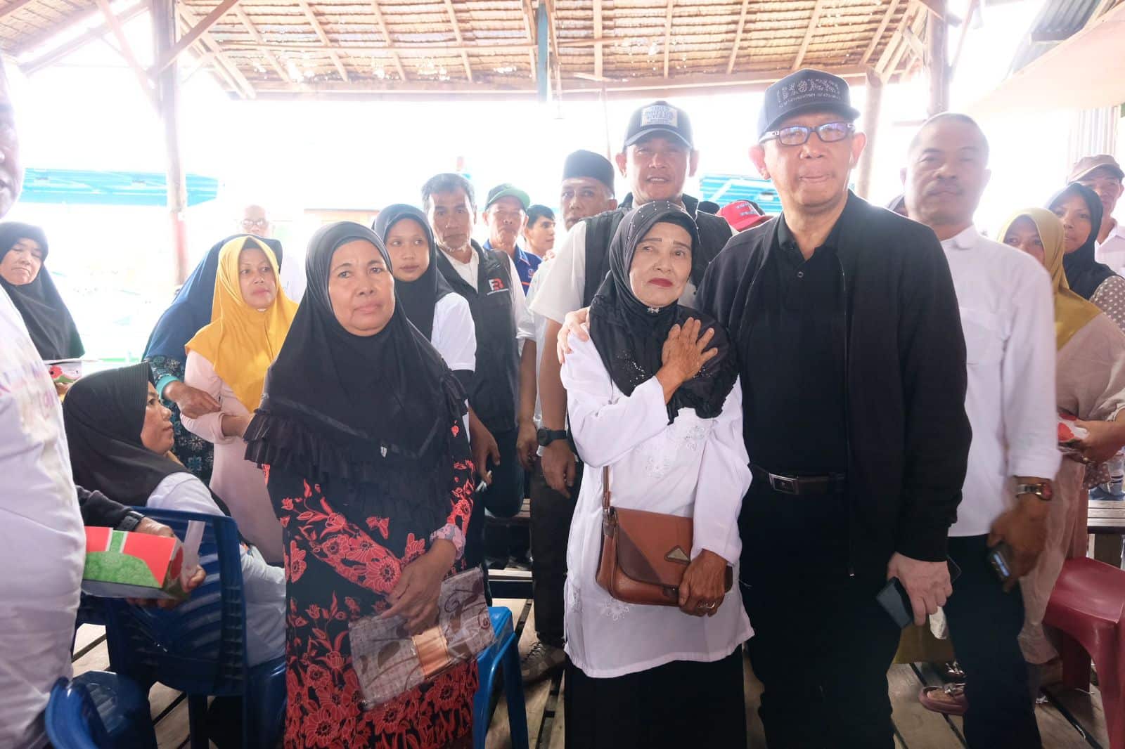 Sutarmidji Kunjungi Pelabuhan Pasar Ikan Selakau, Lanjut Benahi Prioritas Pembangunan