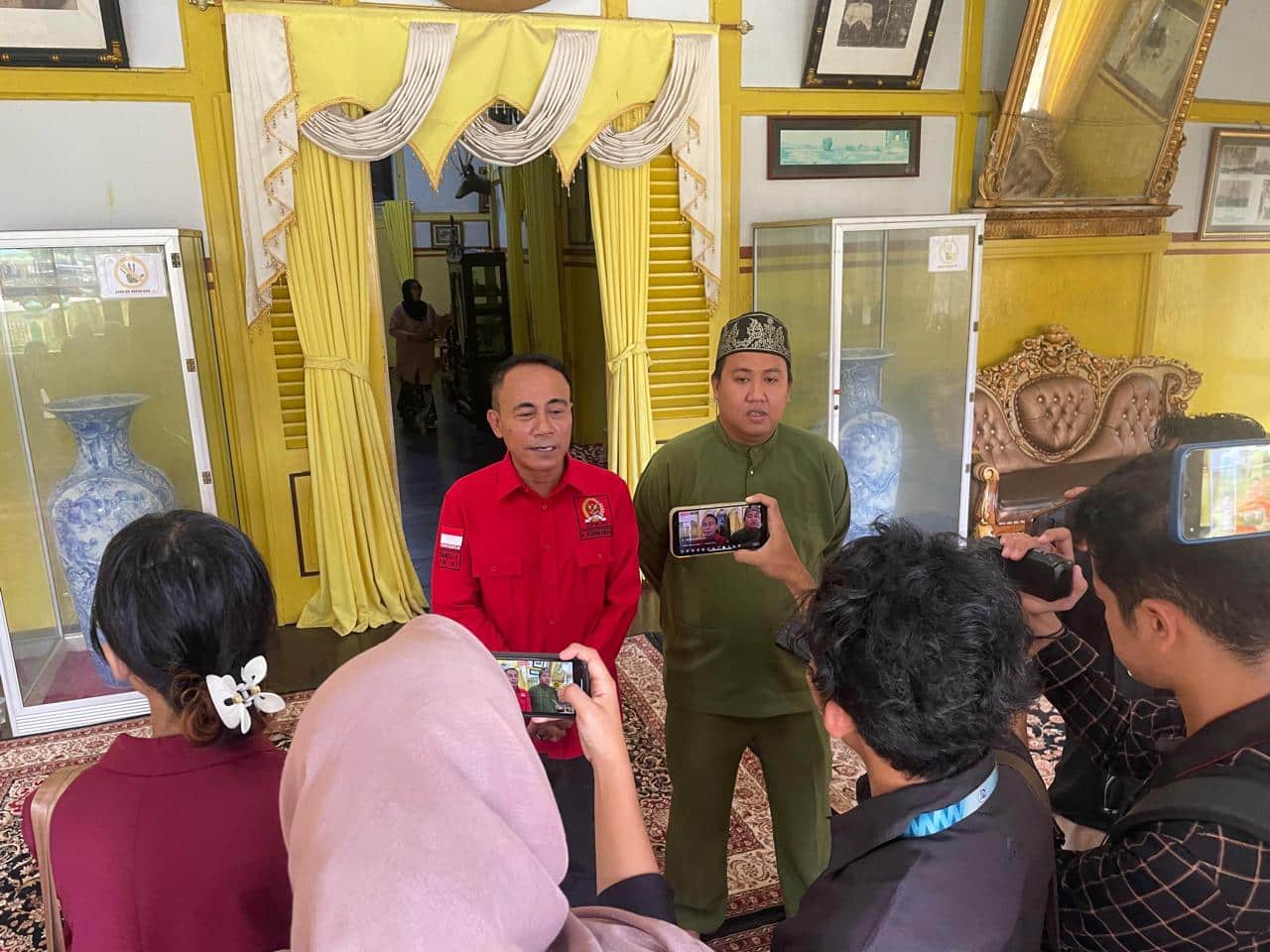 Sultan Sambas Sebut Silaturahmi dengan Krisantus Pertemuan Penting