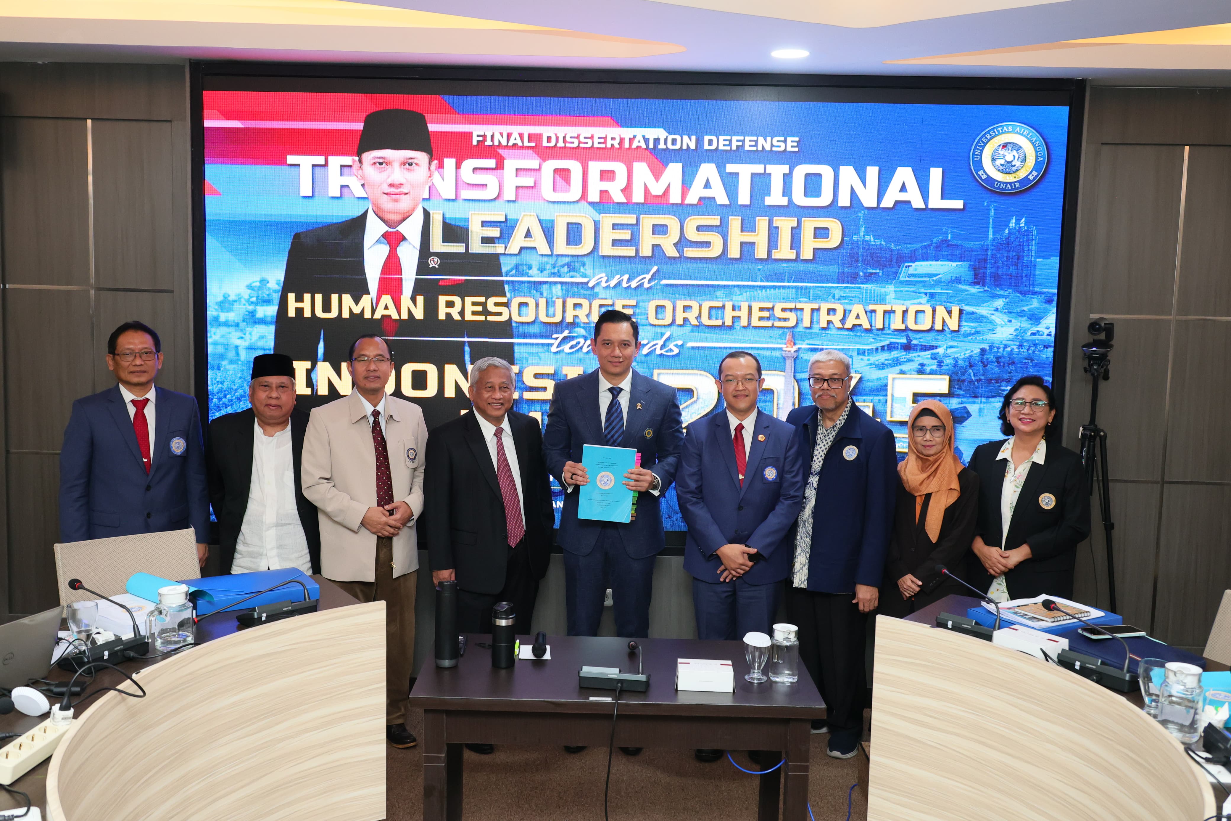 Menteri AHY Berhasil Pertahankan Disertasi tentang Kepemimpinan Transformasional dan Orkestrasi SDM