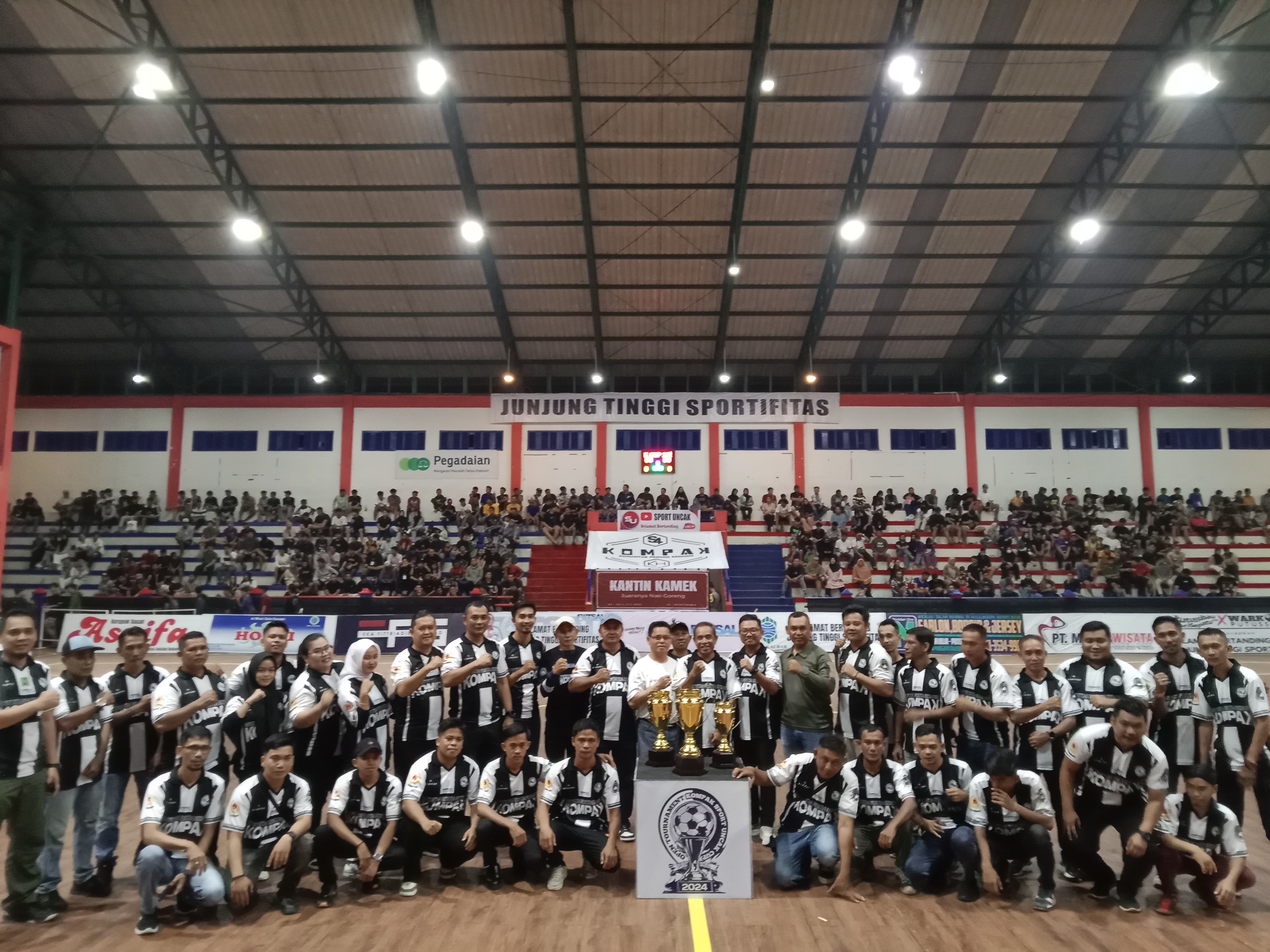 Hadiri Pembukaan Open Tournament Futsal Kompak, Ini Kata Ketum KONI Kapuas Hulu Anwar Sanusi