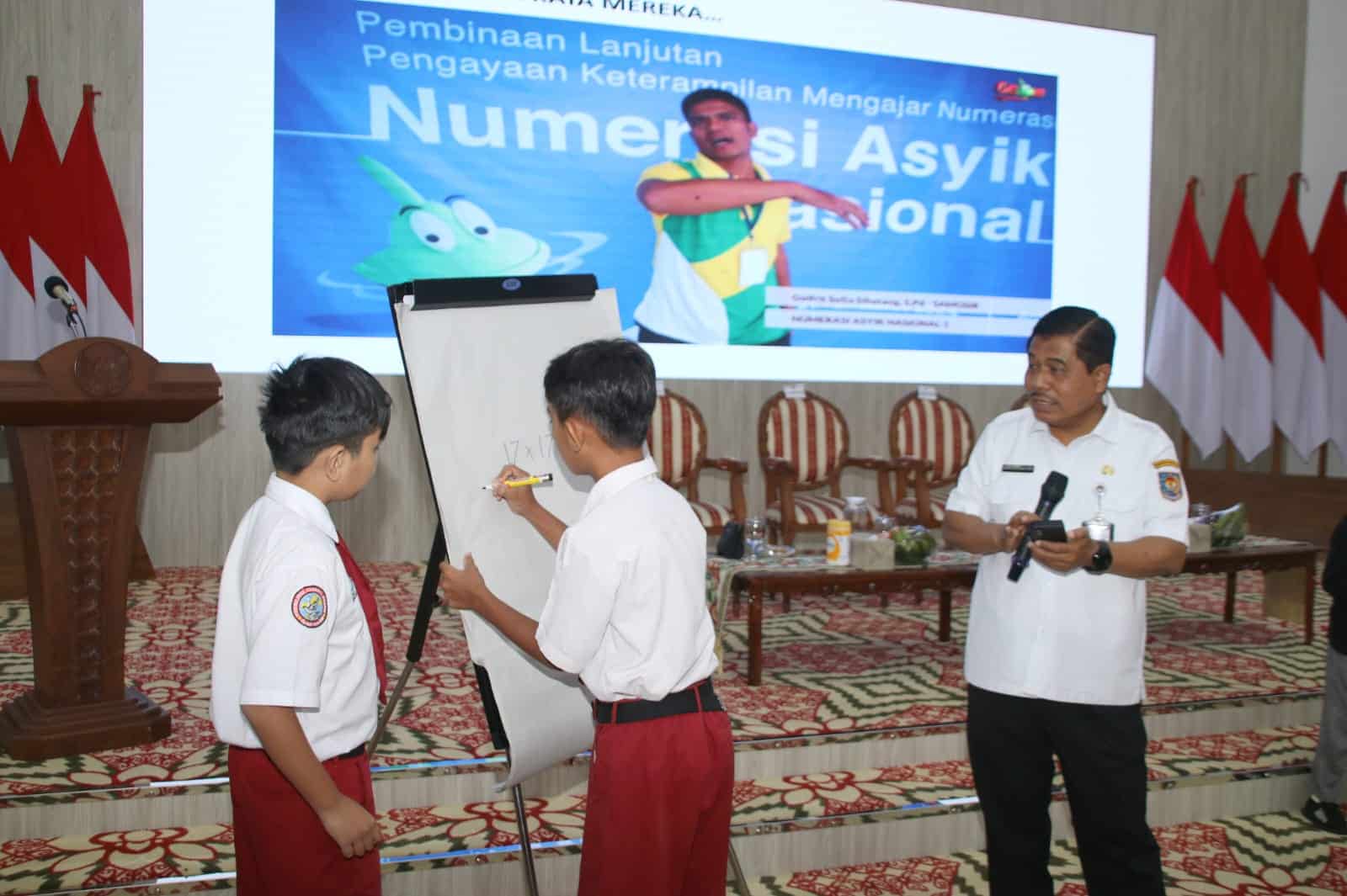 Pj Gubernur Harisson Dukung Upaya Transformasi Pendidikan Kalbar dengan Metode "Gasing"