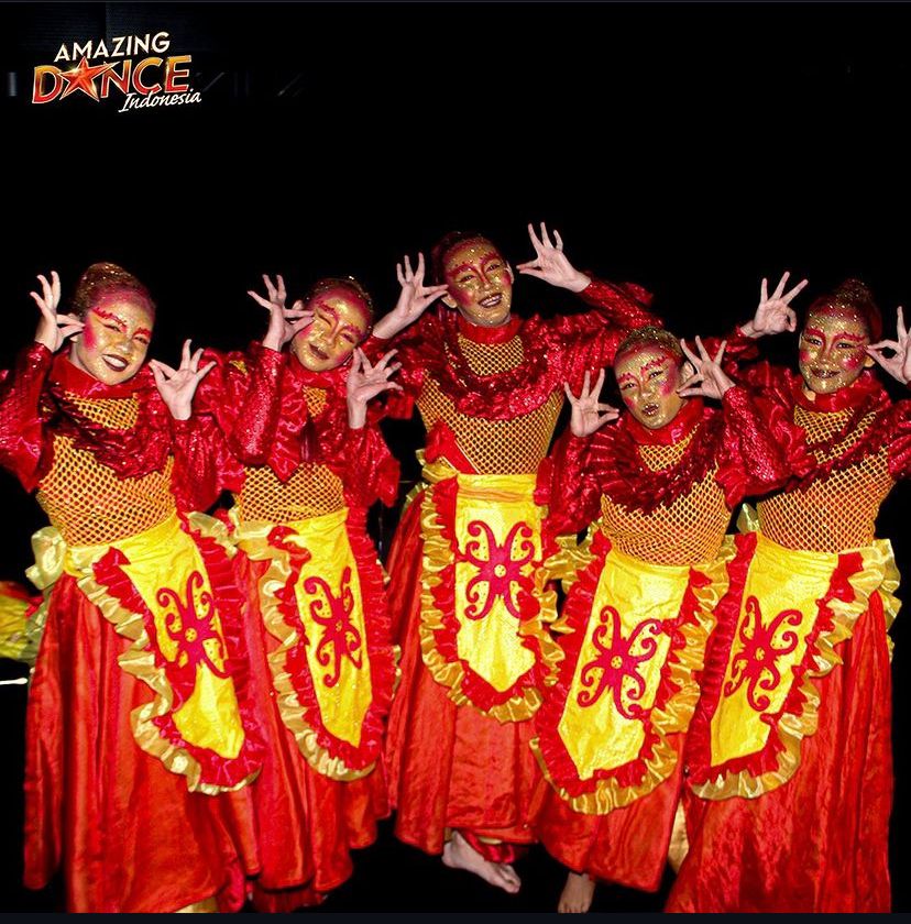 Eyes On Us, Grup Tari Asal Pontianak Pukau Juri Amazing Dance Indonesia Lewat Tarian Siluk