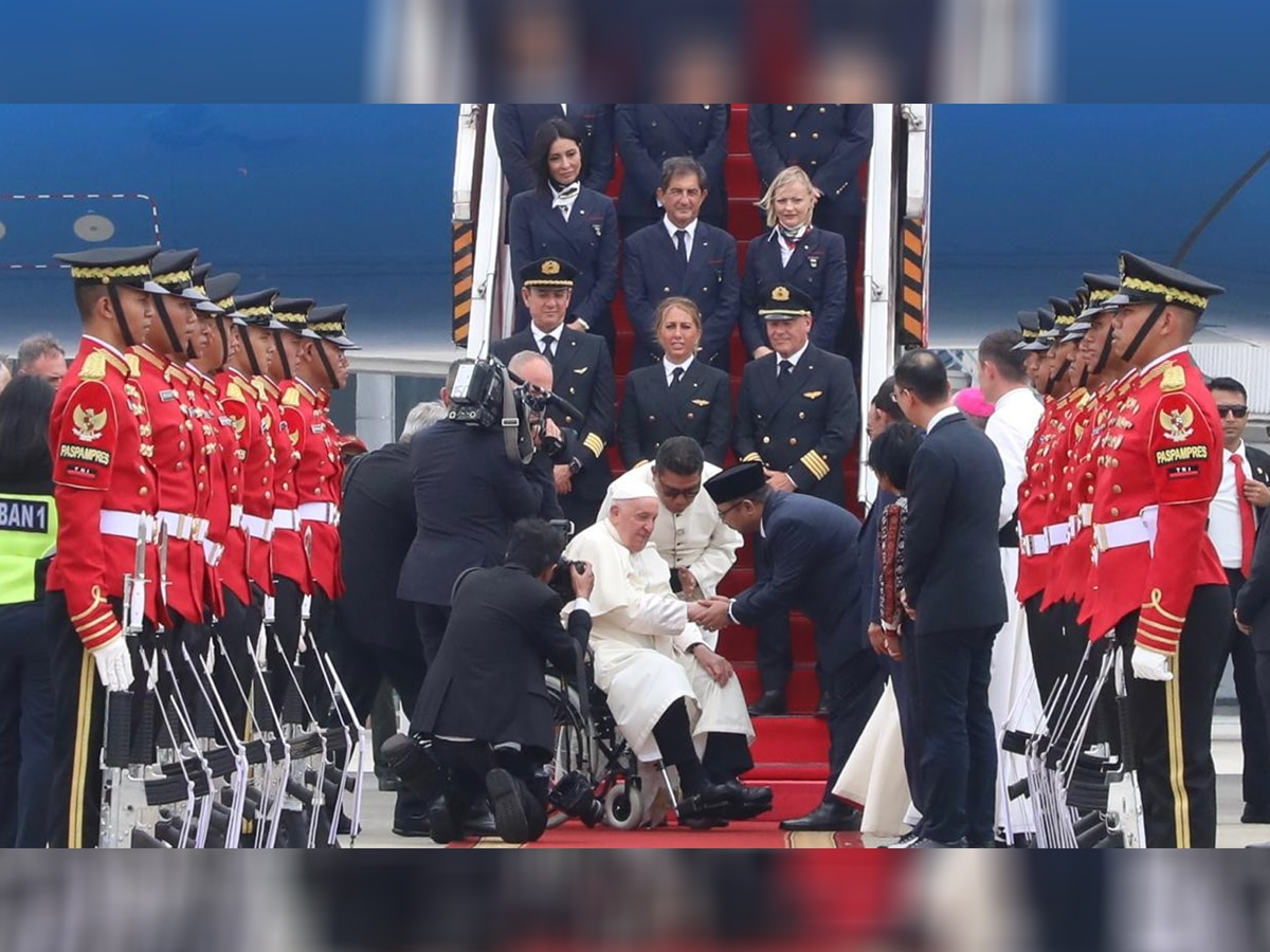 Paus Fransiskus Tiba di Indonesia, Memulai Lawatan Bersejarah