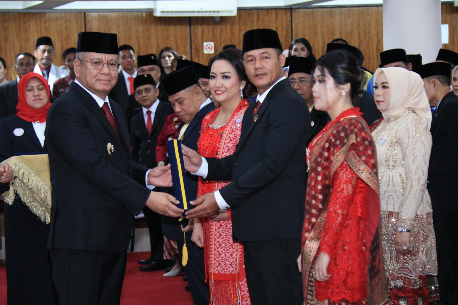 65 Anggota DPRD Kalbar Resmi Dilantik, Ini Harapan Pj Gubernur Harisson