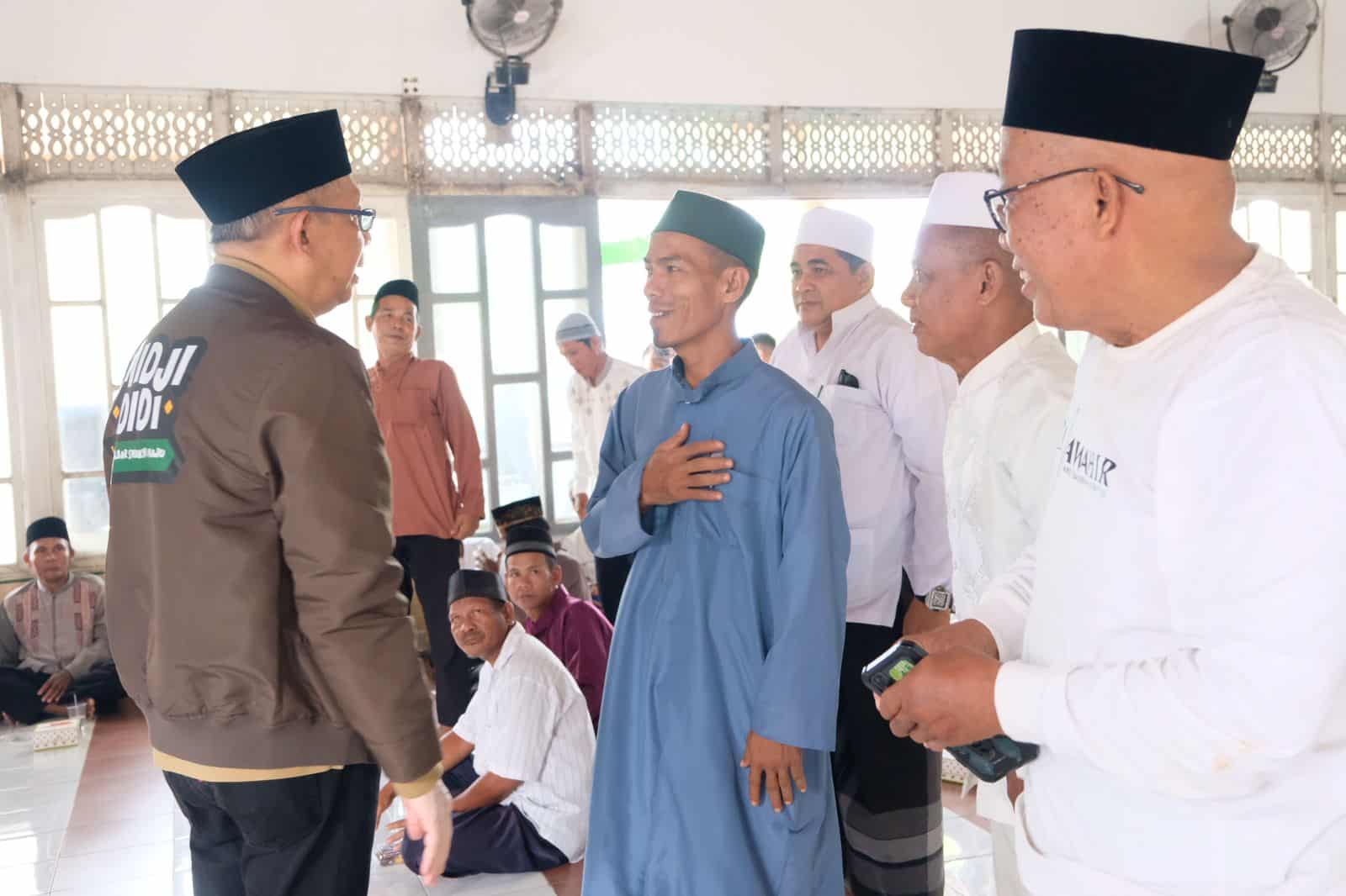 Warga Sungai Baung Kenang Perhatian Sutarmidji Saat Memimpin Kalbar