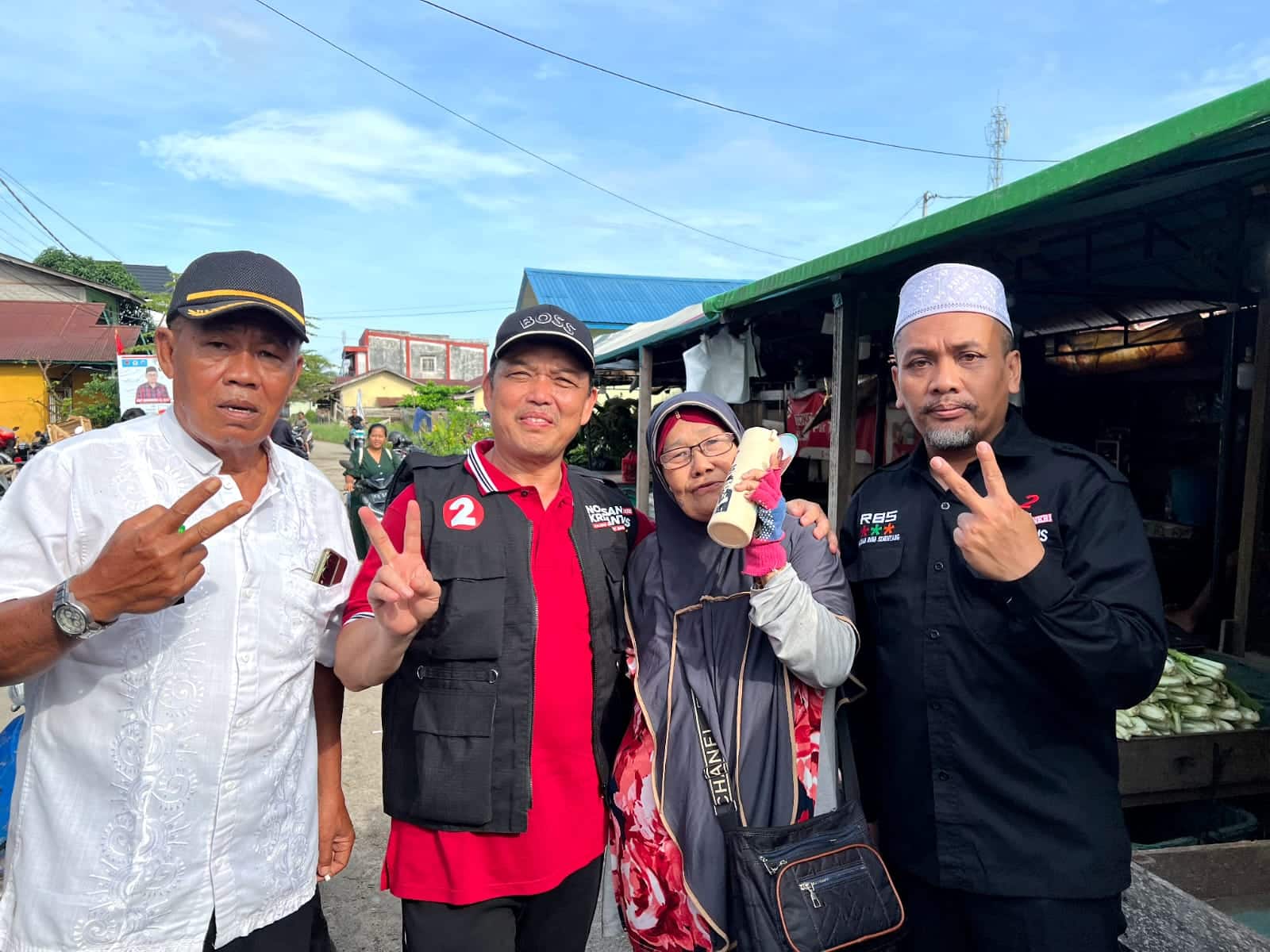 Blusukan ke Pasar Masuka Sintang, Norsan Nilai Pentingnya Penataan Infrastruktur Pasar