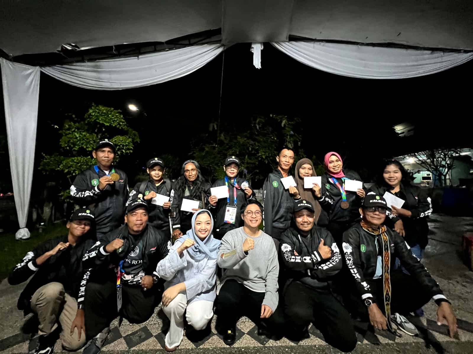 Apresiasi Prestasi Atlet Disabilitas Kalbar di Peparnas Solo, Ria Norsan Beri Bonus