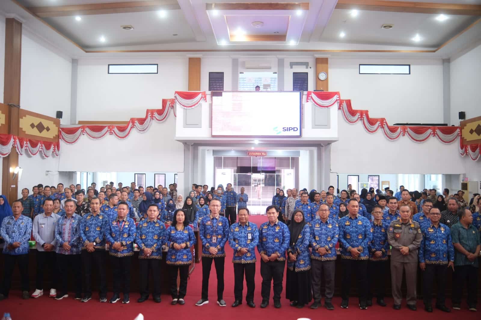 Sekda Kapuas Hulu Minta Kepala OPD dan Camat Manfaatkan SIPD Secara Optimal