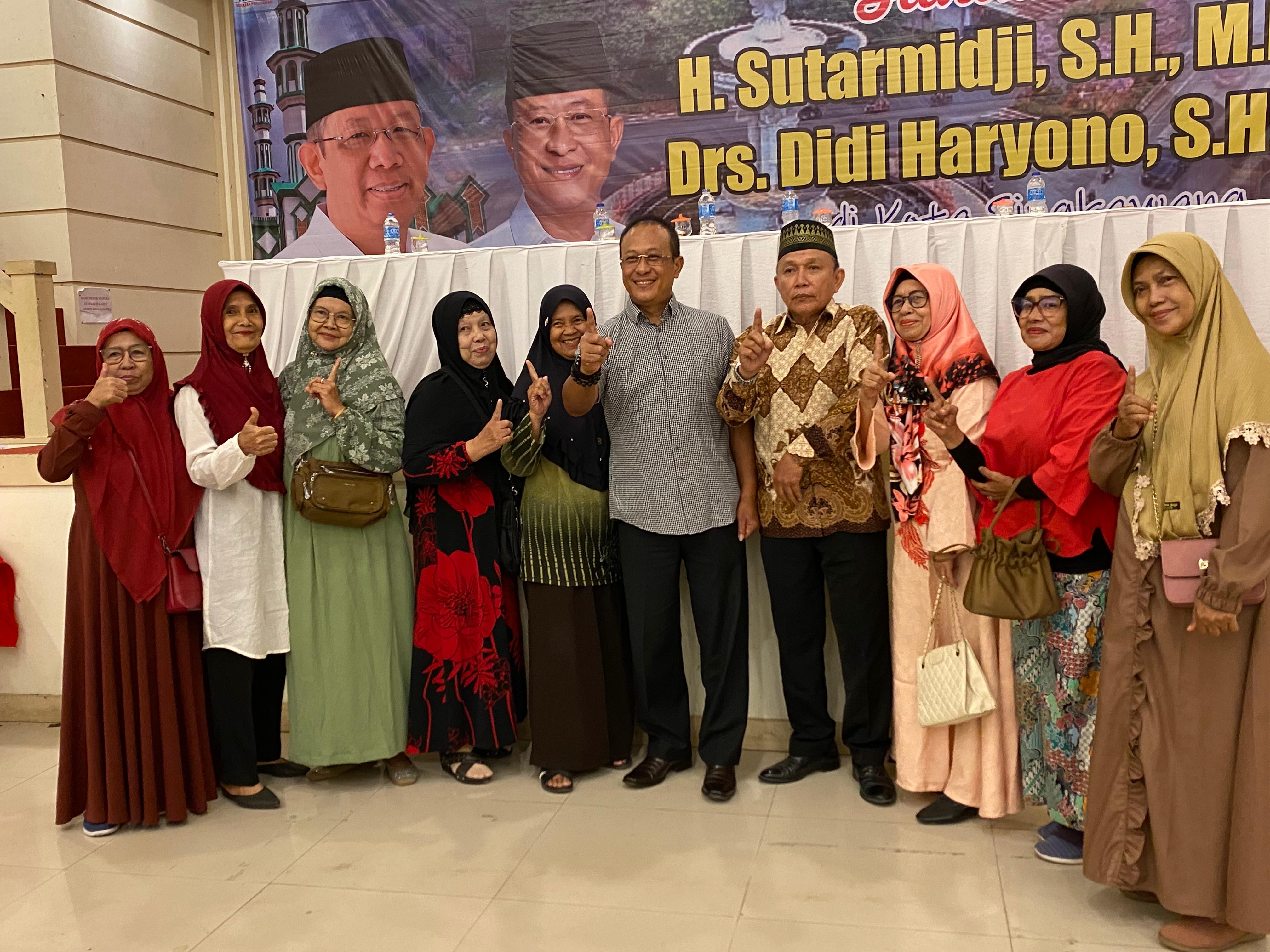 Silaturahmi dengan Warga Singkawang, Bang Didi Janji Benahi Masalah Banjir