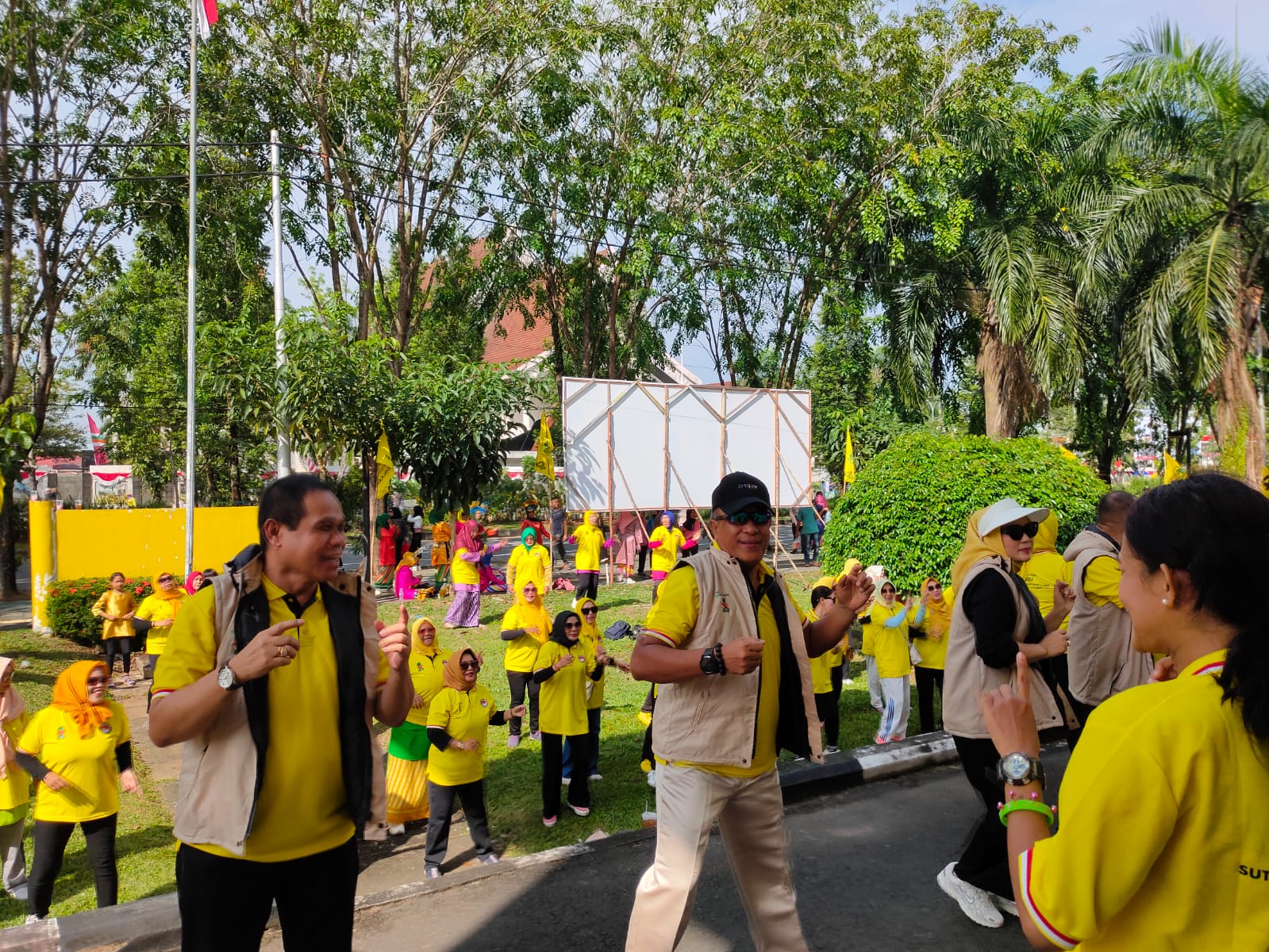 Cawagub Didi Hadiri HUT ke-60 Golkar, Prabasa Serukan Kader Solid Menangkan Midji-Didi di Pilgub Kalbar 2024