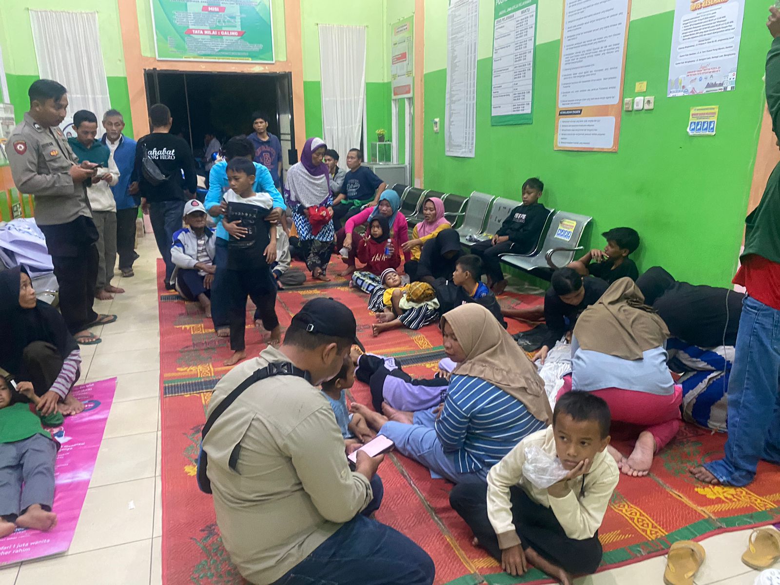 Puluhan Warga Sambas Diduga Keracunan Usai Santap Makanan di Kampanye Satono-Hero di Desa Sagu