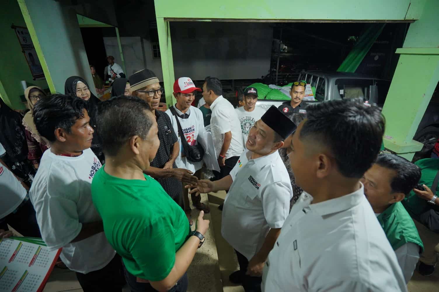 Kampanye Dialogis, Ria Norsan Membaur bersama Ribuan Warga Semangut Bunut Hulu