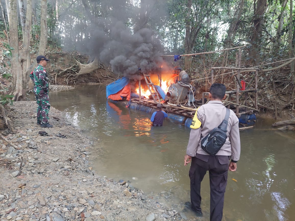 Cegah Kerusakan Lingkungan, PETI di Desa Laja Sandang Empanang Dihentikan Polisi