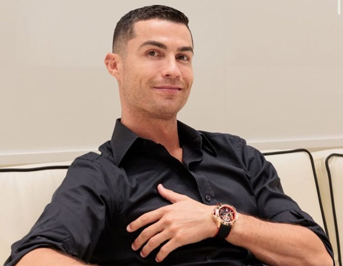 Wah, Cristiano Ronaldo Luncurkan Jam Tangan Mewah yang Dibanderol Rp2,4 Miliar