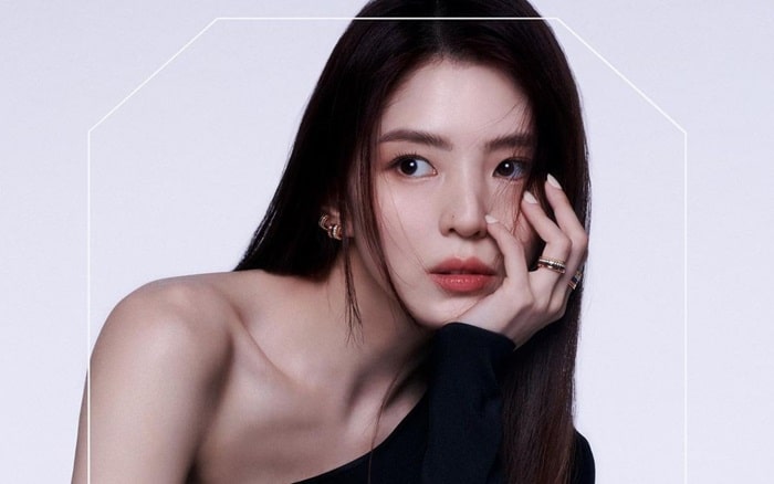 Akun Palsu untuk Tulis Komentar Buruk ke Hyeri, Agensi: Bukan Milik Han So Hee