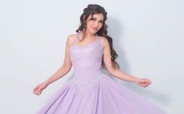 Ayu Ting Ting Tolak Tawaran Masuk Politik, Sebut Lebih Suka Menyanyi