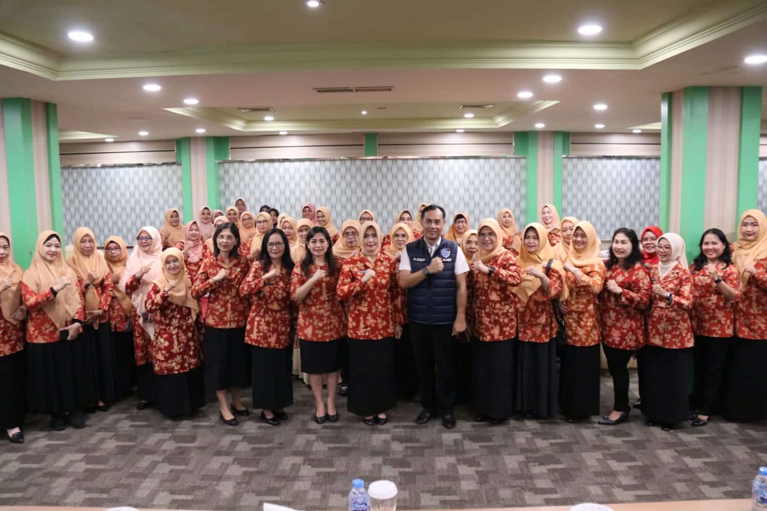 DWP Kalbar Gelar Pelatihan Money Bouquet, Tingkatkan Kemandirian Ekonomi Anggota di Tahun Politik