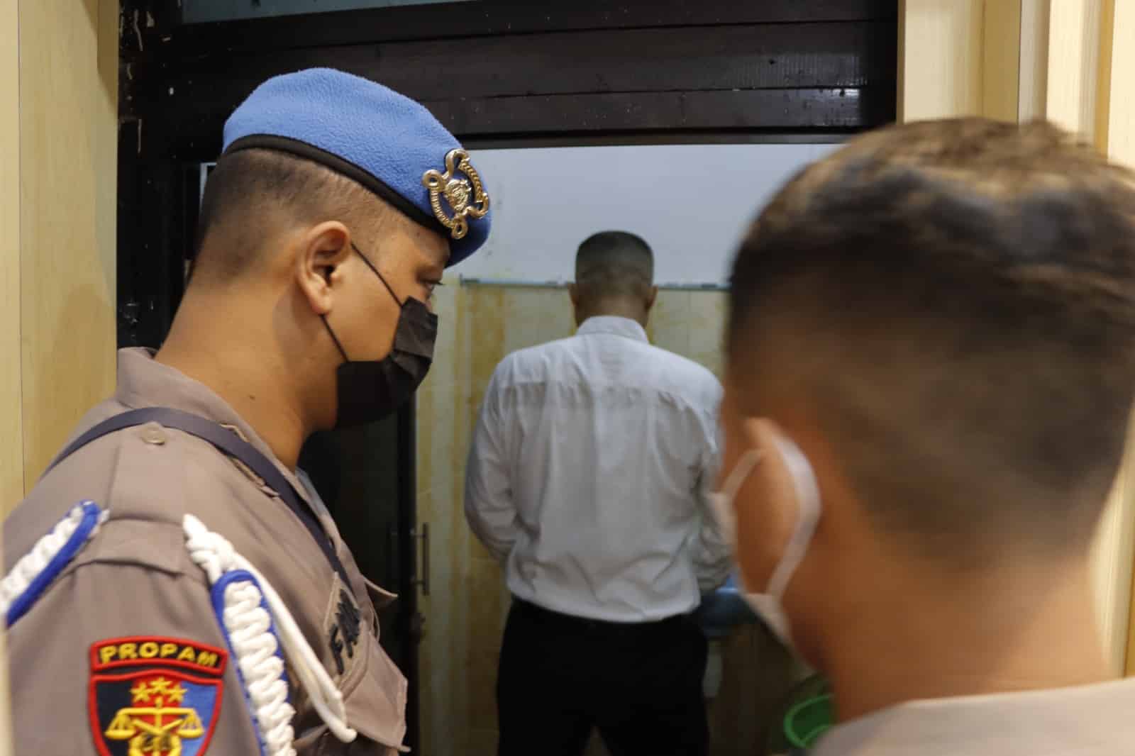 Mendadak, Anggota Polres Ketapang Dites Urine