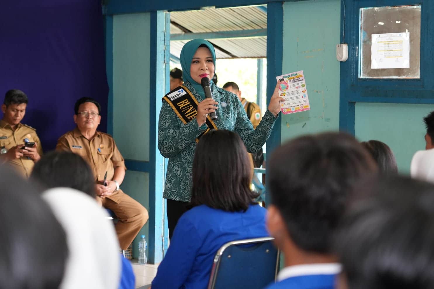 Cegah Stunting Sejak Dini, Ketua TP PKK Windy Prihastari Edukasi Pelajar di Batas Negeri