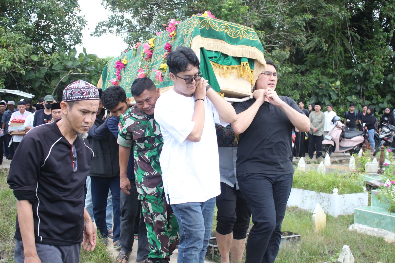 Banjir Karangan Bunga Duka Cita dari Presiden RI sampai Menteri, Jubir Demokrat Ucapkan Terima Kasih