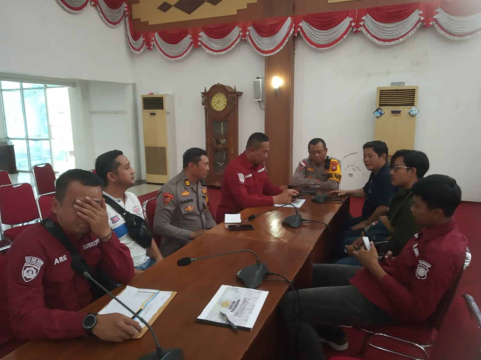 Jelang Debat Publik Paslon Pilkada 2024, Tim Dit Pam Obvit Polda Kalbar Lakukan Asesmen Keamanan di Gedung DPRD Kapuas Hulu
